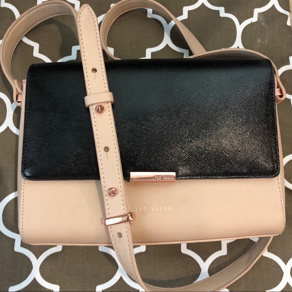 ✨TED BAKER CROSSBODY PURSE - BLACK + NUDE✨